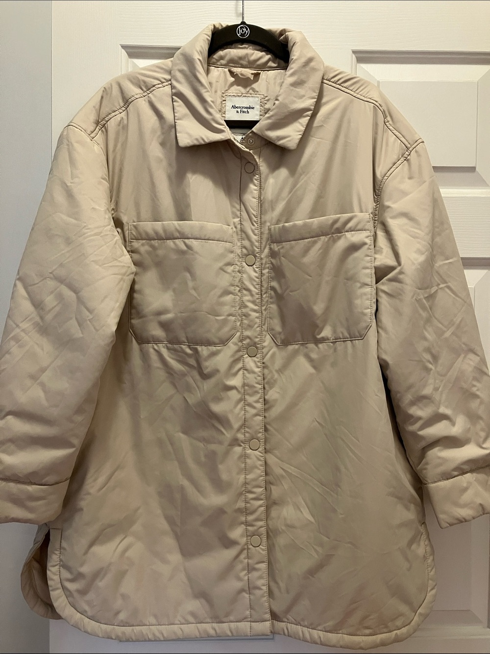 Women’s Abercrombie & Fitch Beige Size Medium Quilted Puffer Shacket